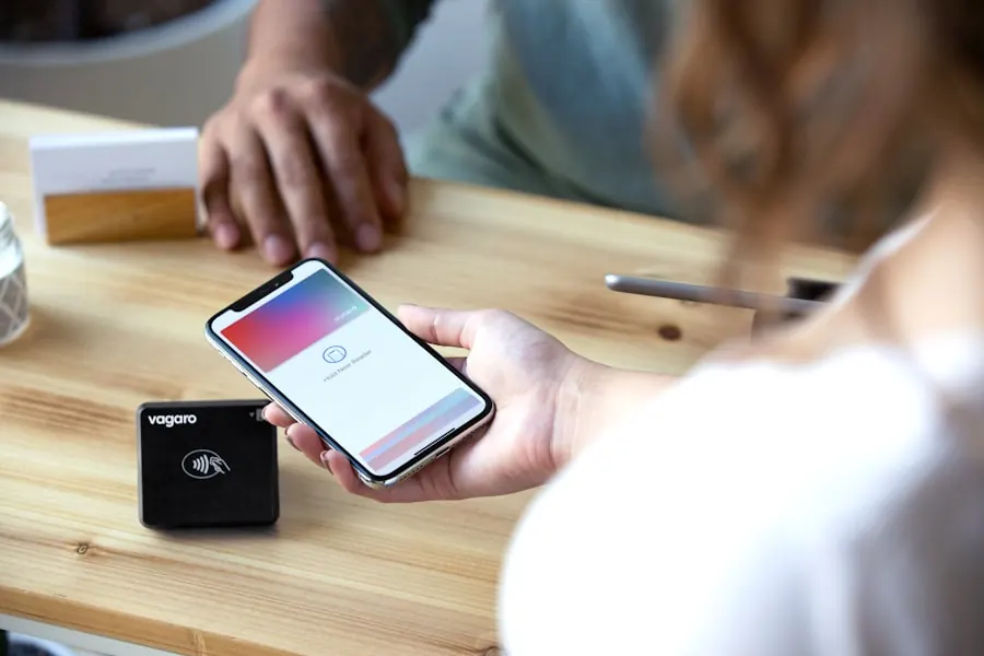 Carte NFC avis Google scannée avec un téléphone dans l'Eure